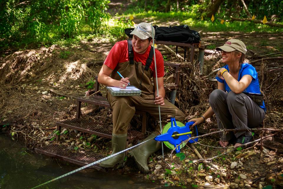 Nathan Glavy and Clare Escamilla recording data in Seguin, Texas at an Urban Riparian demonstration site. Photos by Ed Rhodes.