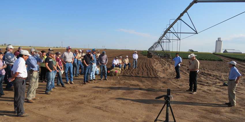 Field days in Texas and Kansas draw individuals interested in water management