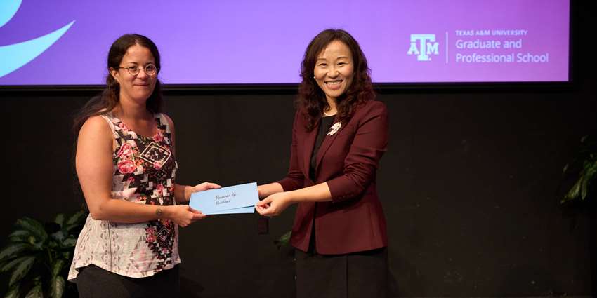 Mills Scholarship recipient Dallas Williams studies rain garden best practices
