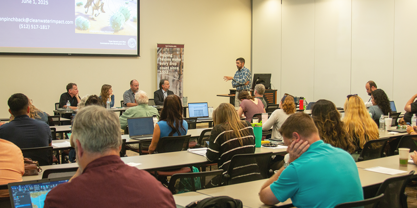 Watershed coordinator roundtable talks microbial source tracking, gathers Texas water professionals